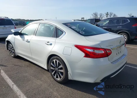 2017 Nissan Altima 2.5 Sv z USA, uszkodzony, nr VIN 1N4AL3AP1HC225309